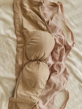 2 Kindred Bravely Ribbed Wireless hands Free Pumping/Nursing Bra in Nude & Blush